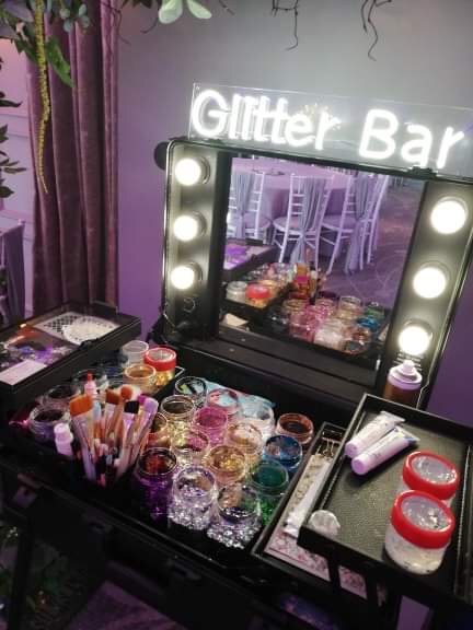 Glitter Bar And Make-Up Artists Hire - Neon and Blush Weddings and Events